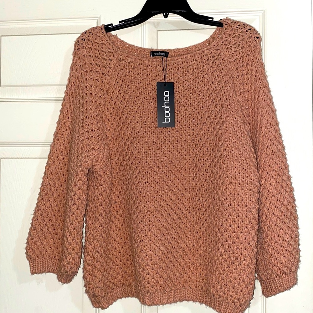 NWT Boohoo Sweater